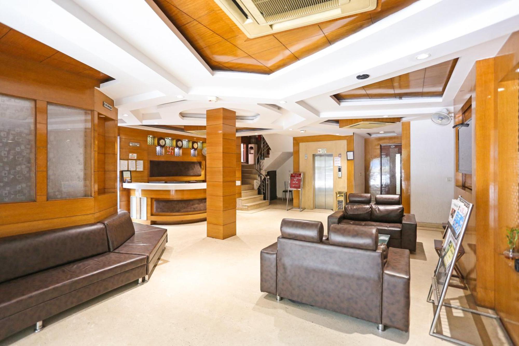Hotel Silky Palace Near Igi Airportt 新德里 外观 照片